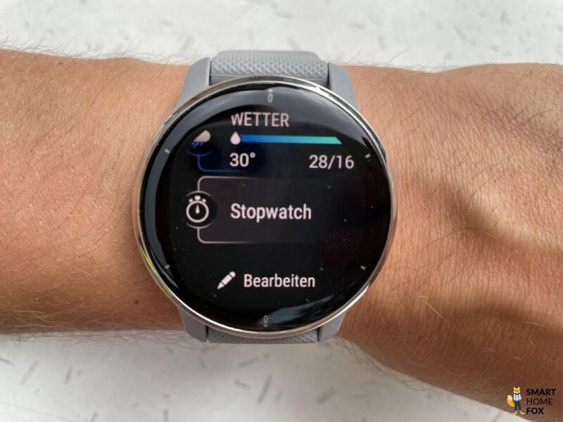 Man sieht die Stoppwatch-App auf der Garmin Venu 2 Plus.